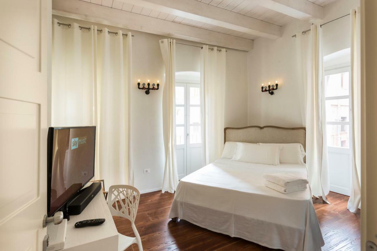 Cagliari Marina Harbour Guest House & Lounge Zewnętrze zdjęcie